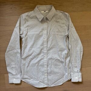 Uniqlo Women's Black and White Striped Shirt